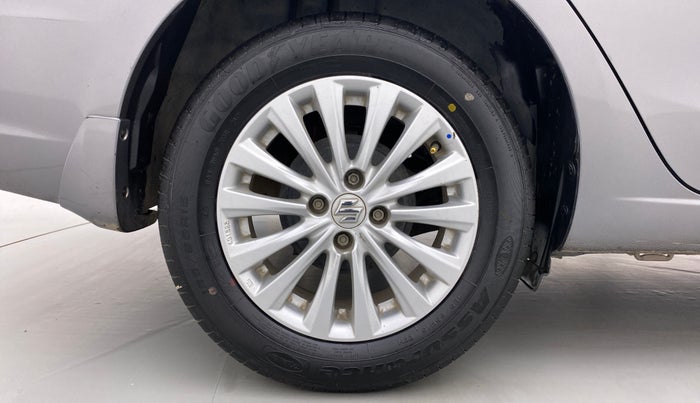 2017 Maruti Ciaz DELTA 1.4 VVT AT, Petrol, Automatic, 36,981 km, Right Rear Wheel