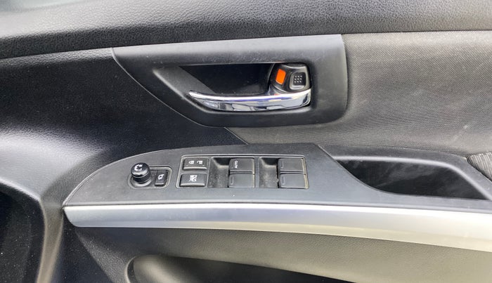 2021 Maruti S Cross ZETA AT 1.5, Petrol, Automatic, 67,080 km, Driver Side Door Panels Control