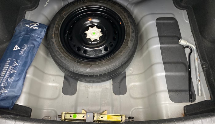 2015 Hyundai Xcent S 1.2 OPT, Petrol, Manual, 63,100 km, Spare Tyre