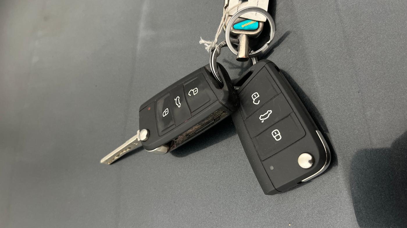 2021 Skoda KUSHAQ AMBITION 1.0L TSI MT, Petrol, Manual, 57,040 km, Key Close Up