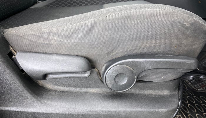 2018 Maruti Vitara Brezza ZDI PLUS, Diesel, Manual, 64,938 km, Driver Side Adjustment Panel