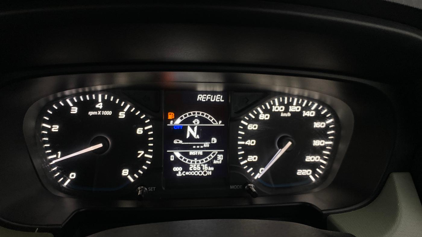 2023 Tata PUNCH ADVENTURE AMT, Petrol, Automatic, 26,674 km, Odometer Image