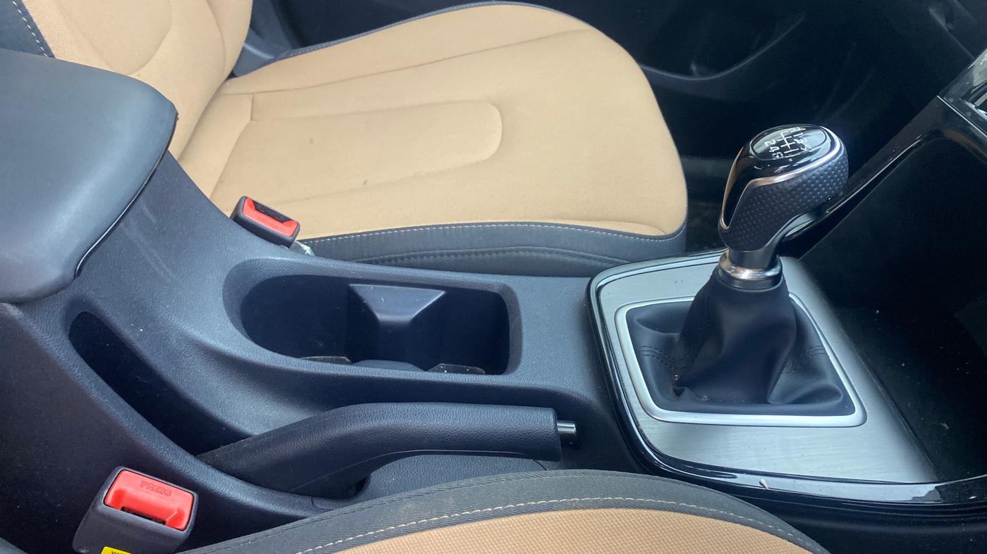 2024 Hyundai ALCAZAR Executive 7 STR 1.5 Turbo GDi Petrol MT, Petrol, Manual, 16,277 km, Gear Lever