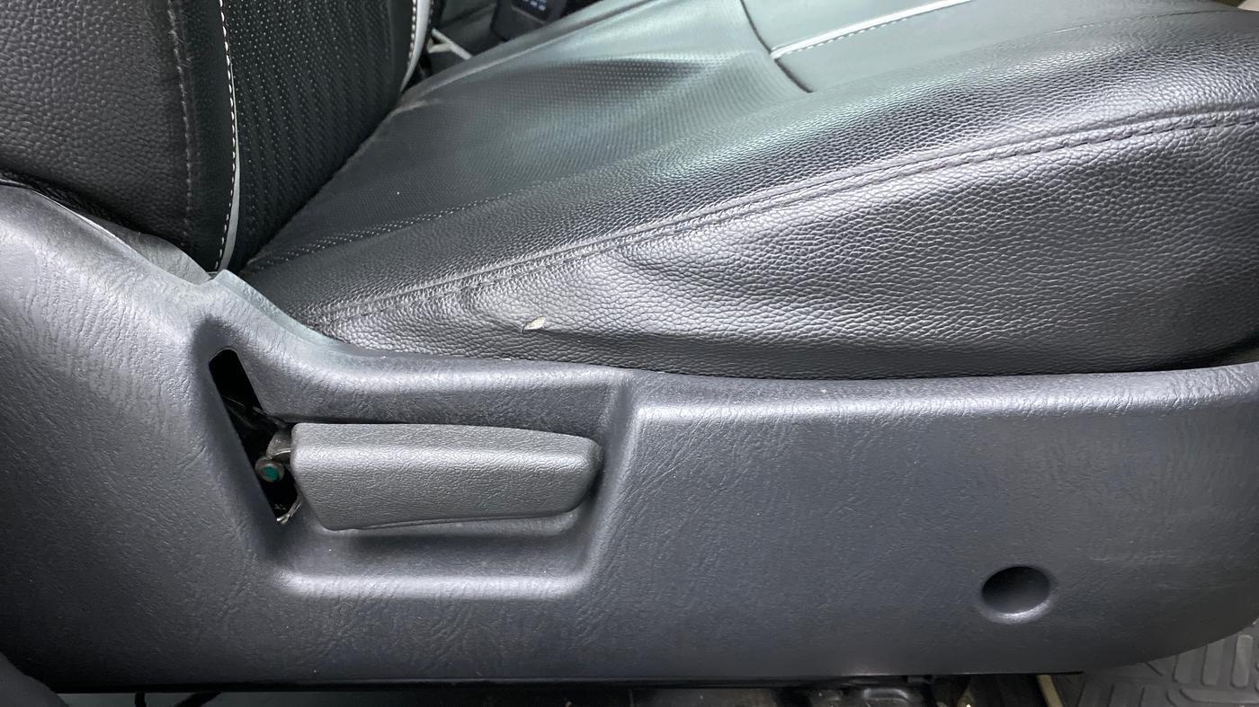 2020 Maruti Alto LXI, Petrol, Manual, 34,100 km, Driver Side Adjustment Panel