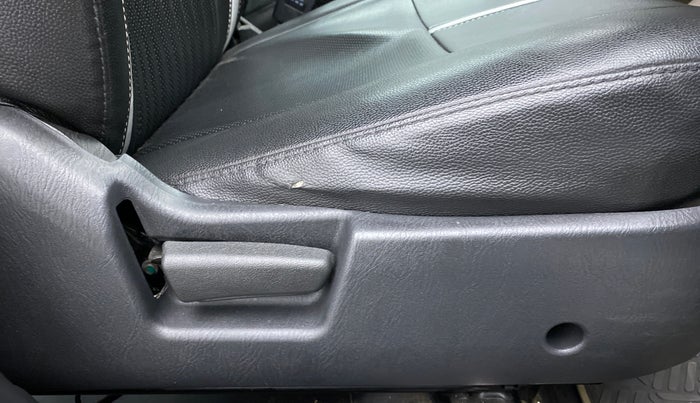 2020 Maruti Alto LXI, Petrol, Manual, 34,100 km, Driver Side Adjustment Panel