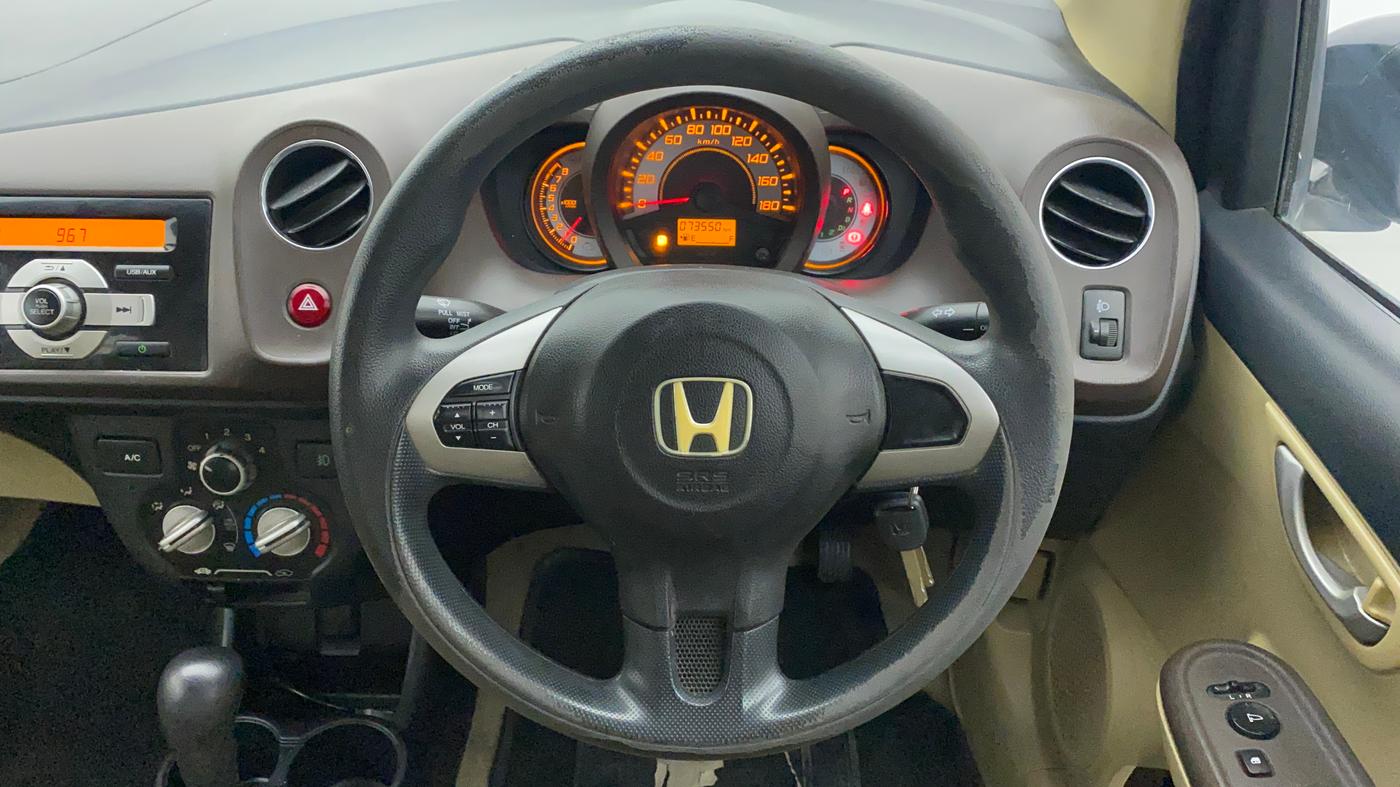 2013 Honda Brio V AT, Petrol, Automatic, 73,550 km, Steering Wheel Close Up