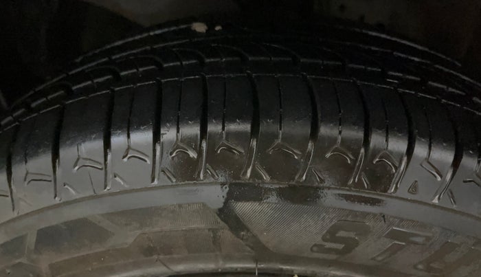 2017 Honda Amaze 1.2L I-VTEC S OPT, Petrol, Manual, 71,788 km, Left Front Tyre Tread