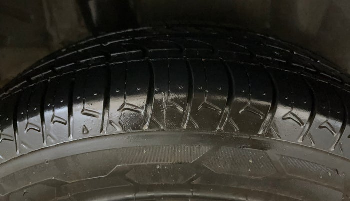 2017 Honda Amaze 1.2L I-VTEC S OPT, Petrol, Manual, 71,788 km, Right Rear Tyre Tread