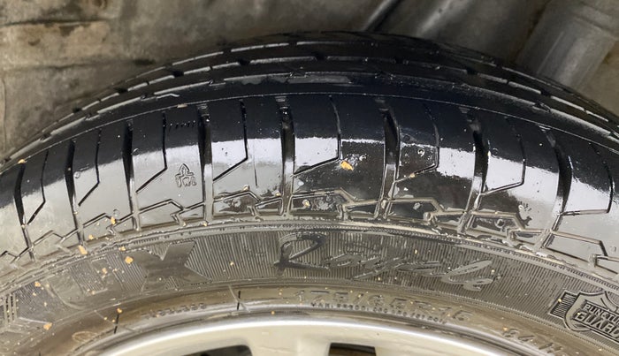 2019 Honda Amaze 1.2L I-VTEC V, Petrol, Manual, 1,30,757 km, Left Rear Tyre Tread