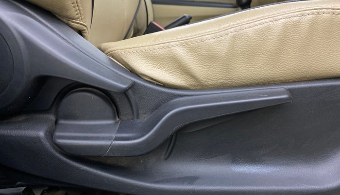 2019 Honda Amaze 1.2L I-VTEC V, Petrol, Manual, 1,30,757 km, Driver Side Adjustment Panel