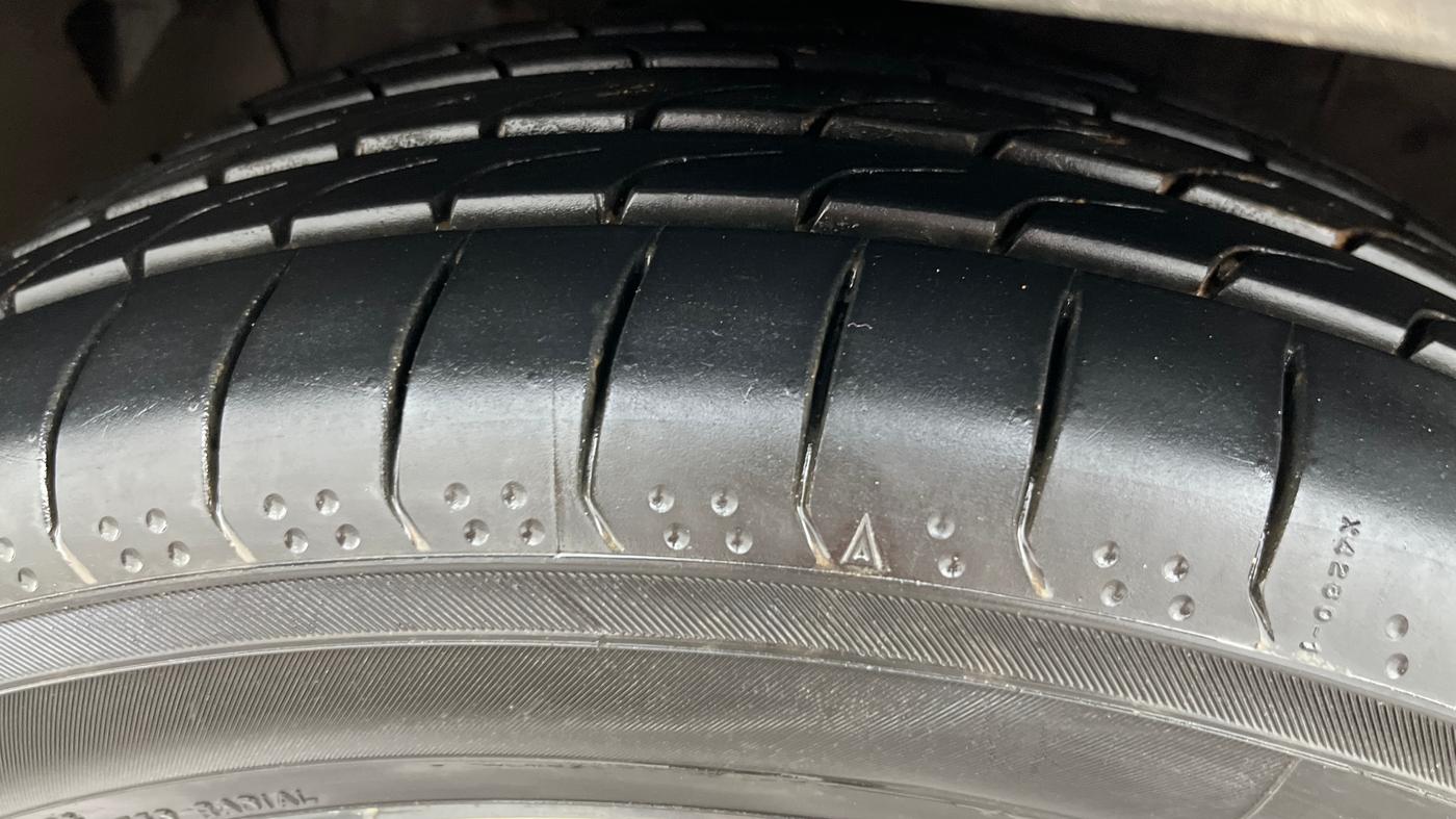 2021 Hyundai ALCAZAR 2.0 SIGNATURE (O) AT 6STR, Petrol, Automatic, 60,665 km, Left Front Tyre Tread