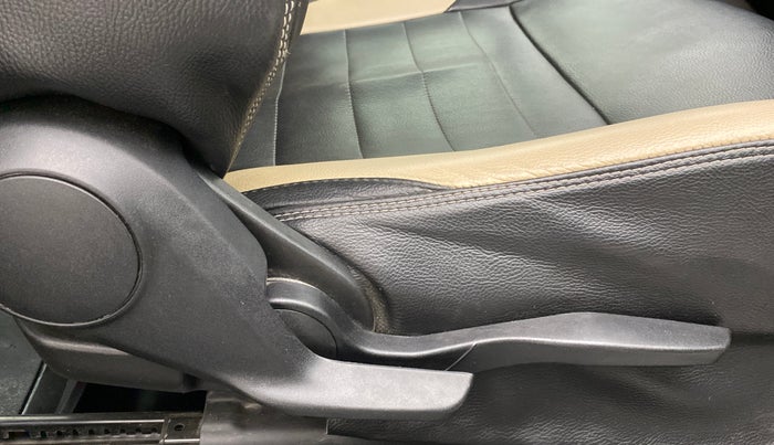2021 Toyota Glanza V MT PETROL, Petrol, Manual, 38,224 km, Driver Side Adjustment Panel
