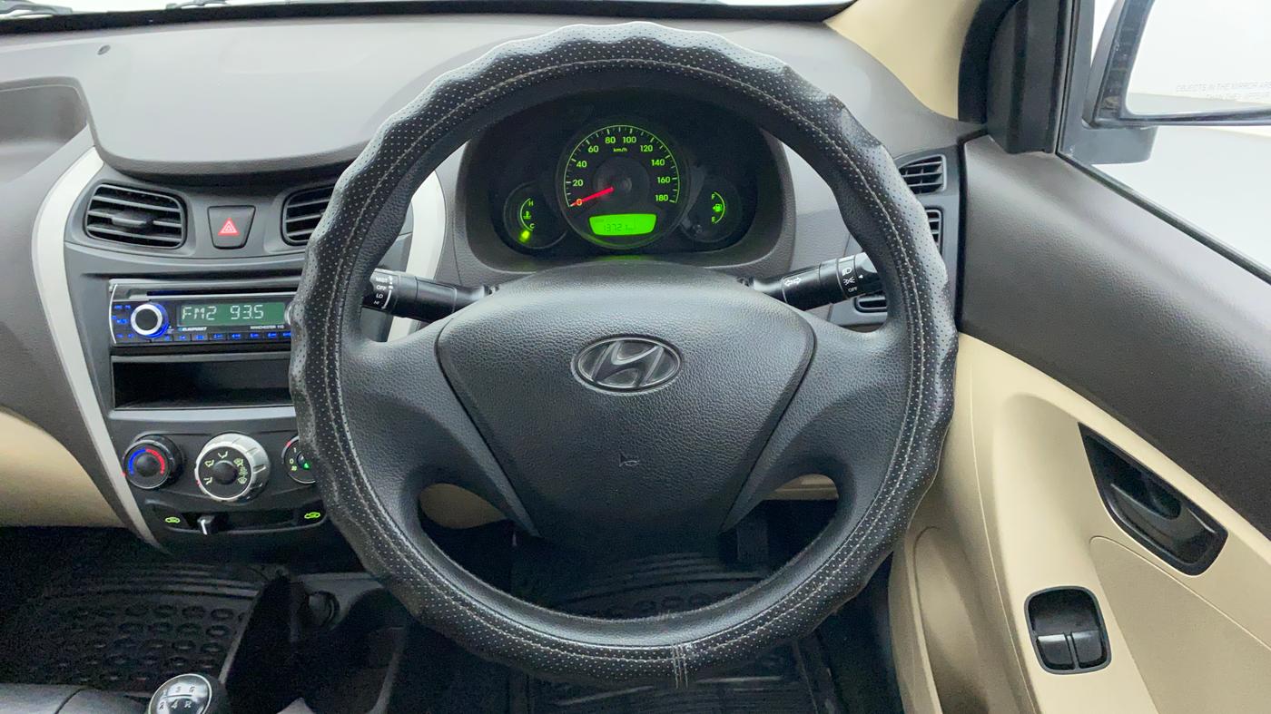 2015 Hyundai Eon ERA PLUS, Petrol, Manual, 13,777 km, Steering Wheel Close Up