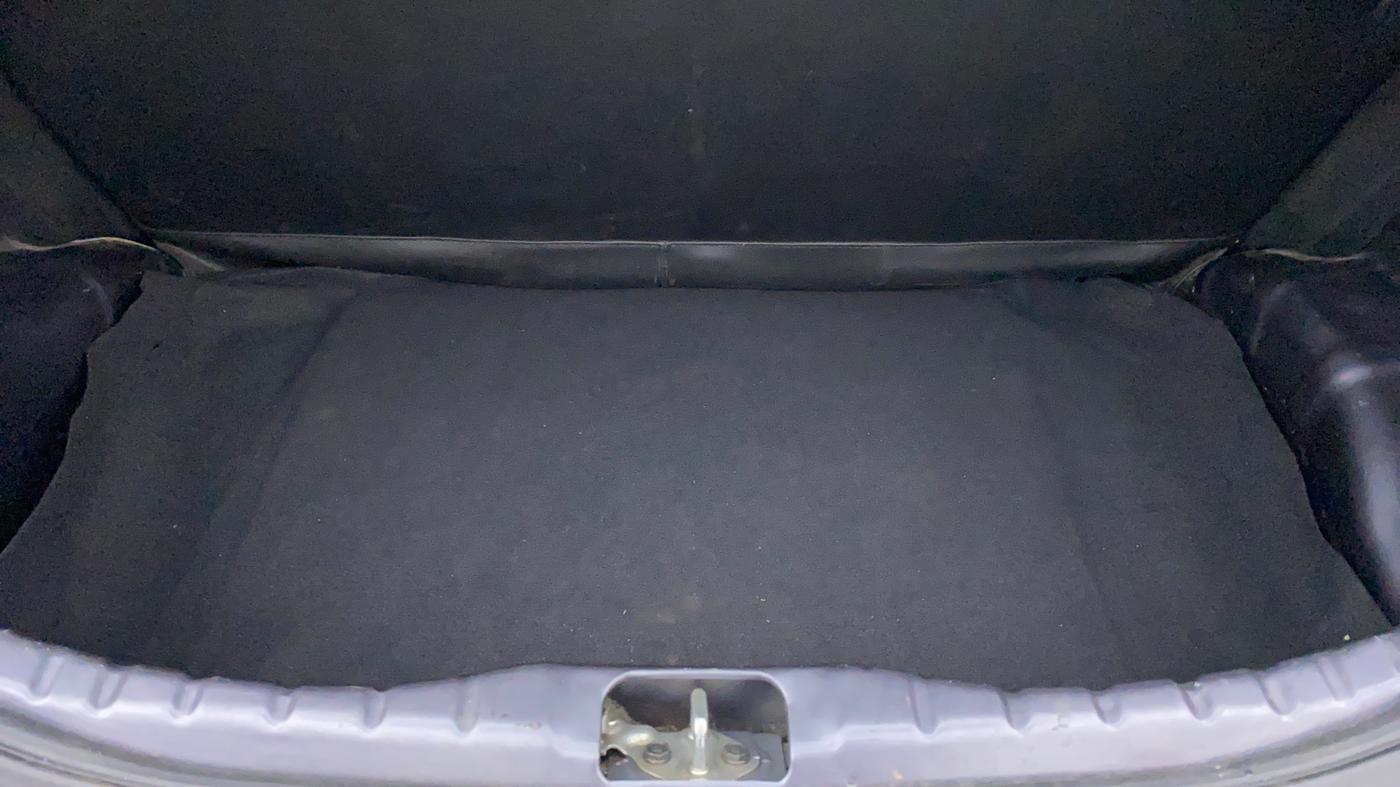 2015 Hyundai Eon ERA PLUS, Petrol, Manual, 13,777 km, Boot Inside