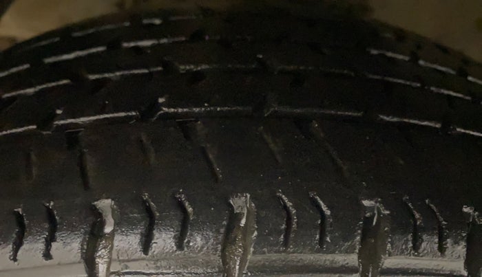 2016 Hyundai Grand i10 ASTA (O) AT 1.2 KAPPA VTVT, Petrol, Automatic, 53,534 km, Left Front Tyre Tread