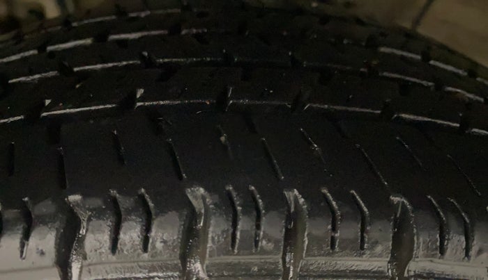 2016 Hyundai Grand i10 ASTA (O) AT 1.2 KAPPA VTVT, Petrol, Automatic, 53,534 km, Right Rear Tyre Tread