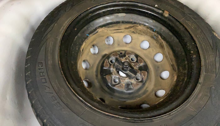 2017 Hyundai Eon SPORTZ, Petrol, Manual, 37,099 km, Spare Tyre