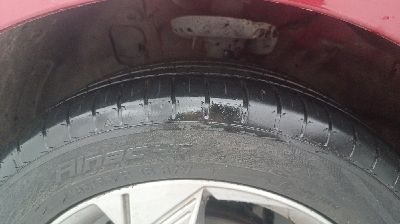 2021 Hyundai Verna SX 1.5 VTVT IVT, Petrol, Automatic, 63,616 km, Left Front Tyre Tread