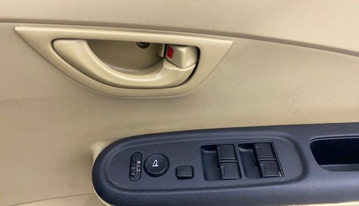 2015 Honda Amaze 1.2L I-VTEC S, Petrol, Manual, 85,315 km, Driver Side Door Panels Control