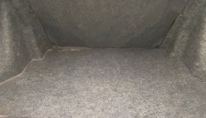 2015 Honda Amaze 1.2L I-VTEC S, Petrol, Manual, 85,315 km, Boot Inside