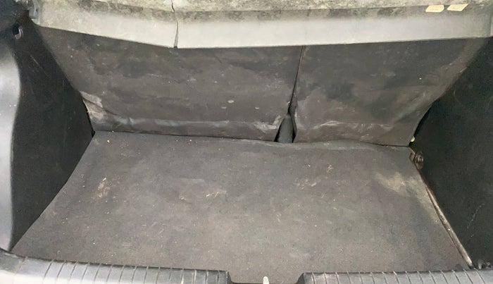 2015 Hyundai Elite i20 ASTA 1.2, Petrol, Manual, 30,848 km, Boot Inside