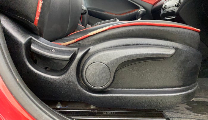 2015 Hyundai Elite i20 ASTA 1.2, Petrol, Manual, 30,848 km, Driver Side Adjustment Panel