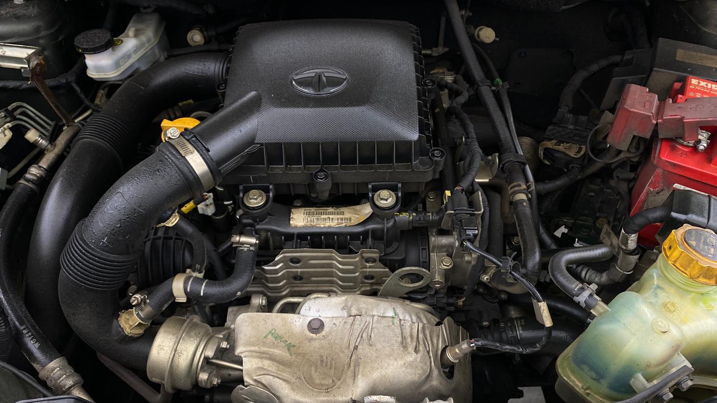 2022 Tata NEXON XZ PLUS PETROL, Petrol, Manual, 19,092 km, Engine View