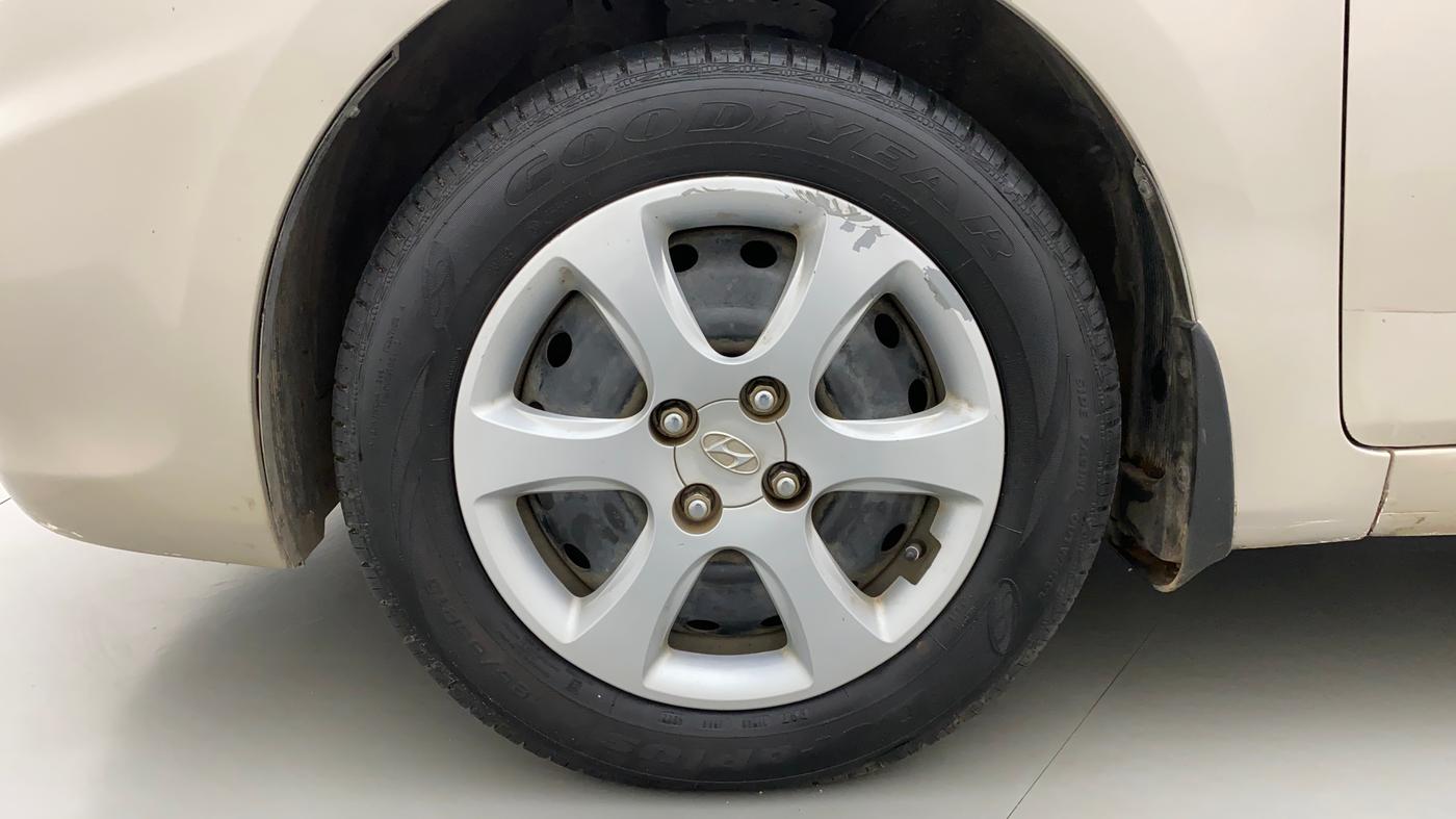 2013 Hyundai Verna FLUIDIC 1.6 VTVT EX, Petrol, Manual, 63,229 km, Left Front Wheel