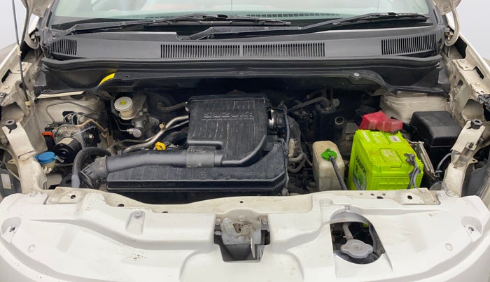 2014 Maruti Ritz ZXI, Petrol, Manual, 52,283 km, Engine View