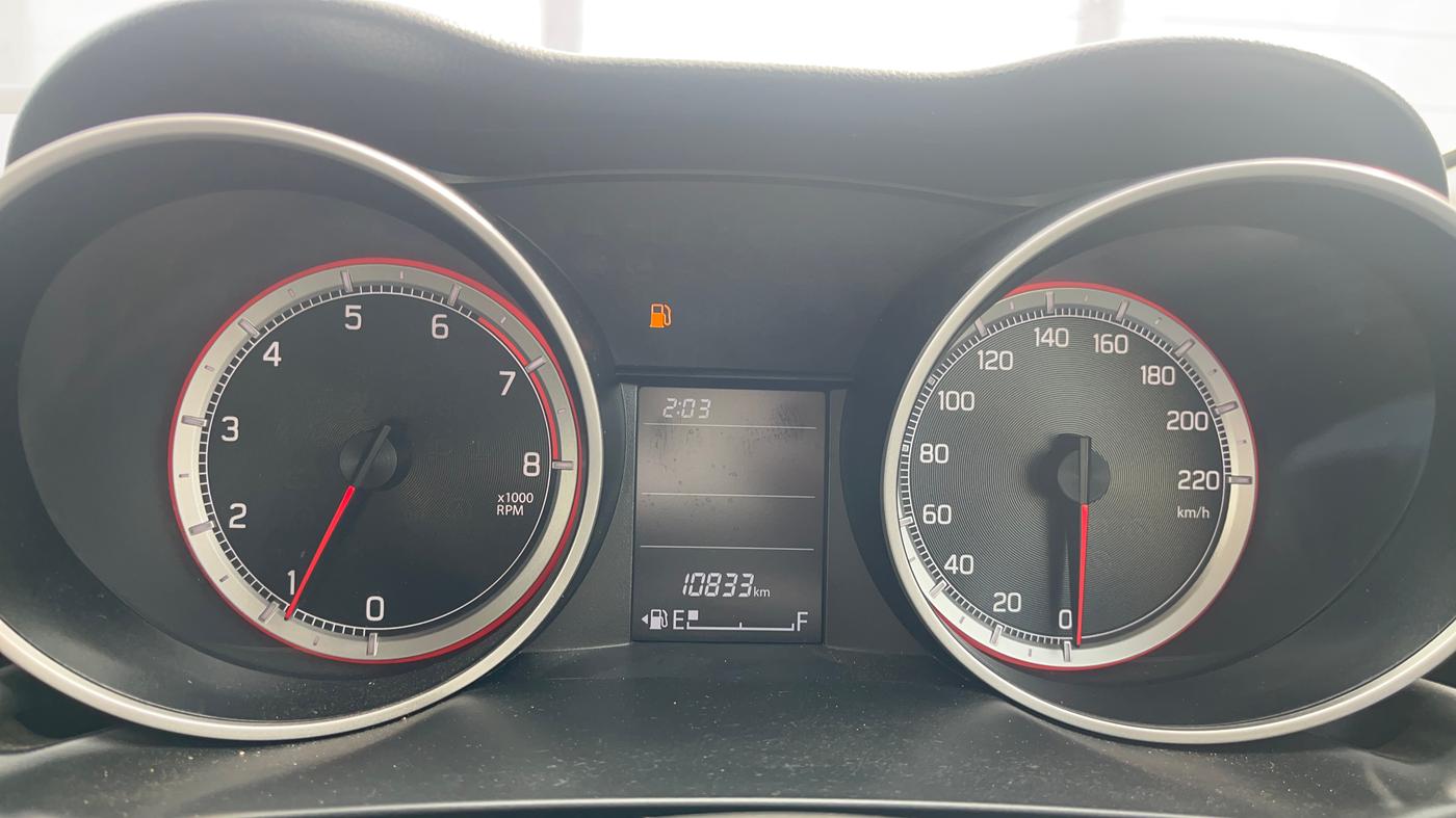 2024 Maruti Swift VXI, Petrol, Manual, 10,817 km, Odometer Image