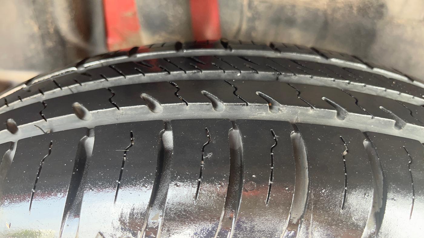 2024 Maruti Swift VXI, Petrol, Manual, 10,817 km, Right Rear Tyre Tread