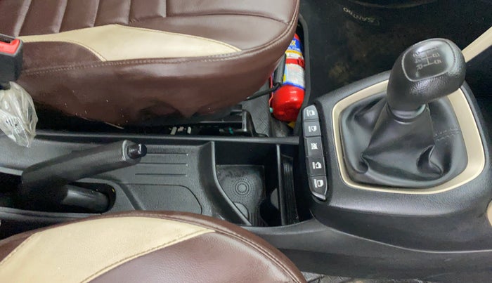 2021 Hyundai NEW SANTRO SPORTZ EXECUTIVE CNG, CNG, Manual, 32,150 km, Gear Lever