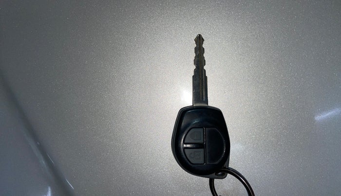 2018 Maruti Wagon R 1.0 VXI AMT, Petrol, Automatic, 88,582 km, Key Close Up