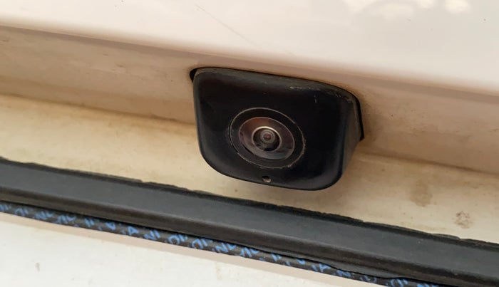 2023 Hyundai NEW I20 ASTA (O) 1.2 AT, Petrol, Automatic, 33,092 km, Parking Camera