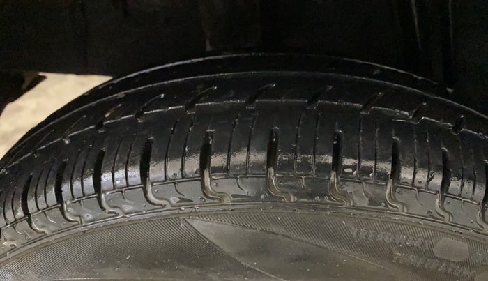 2018 Renault Kwid RXT 0.8, Petrol, Manual, 46,199 km, Right Rear Tyre Tread