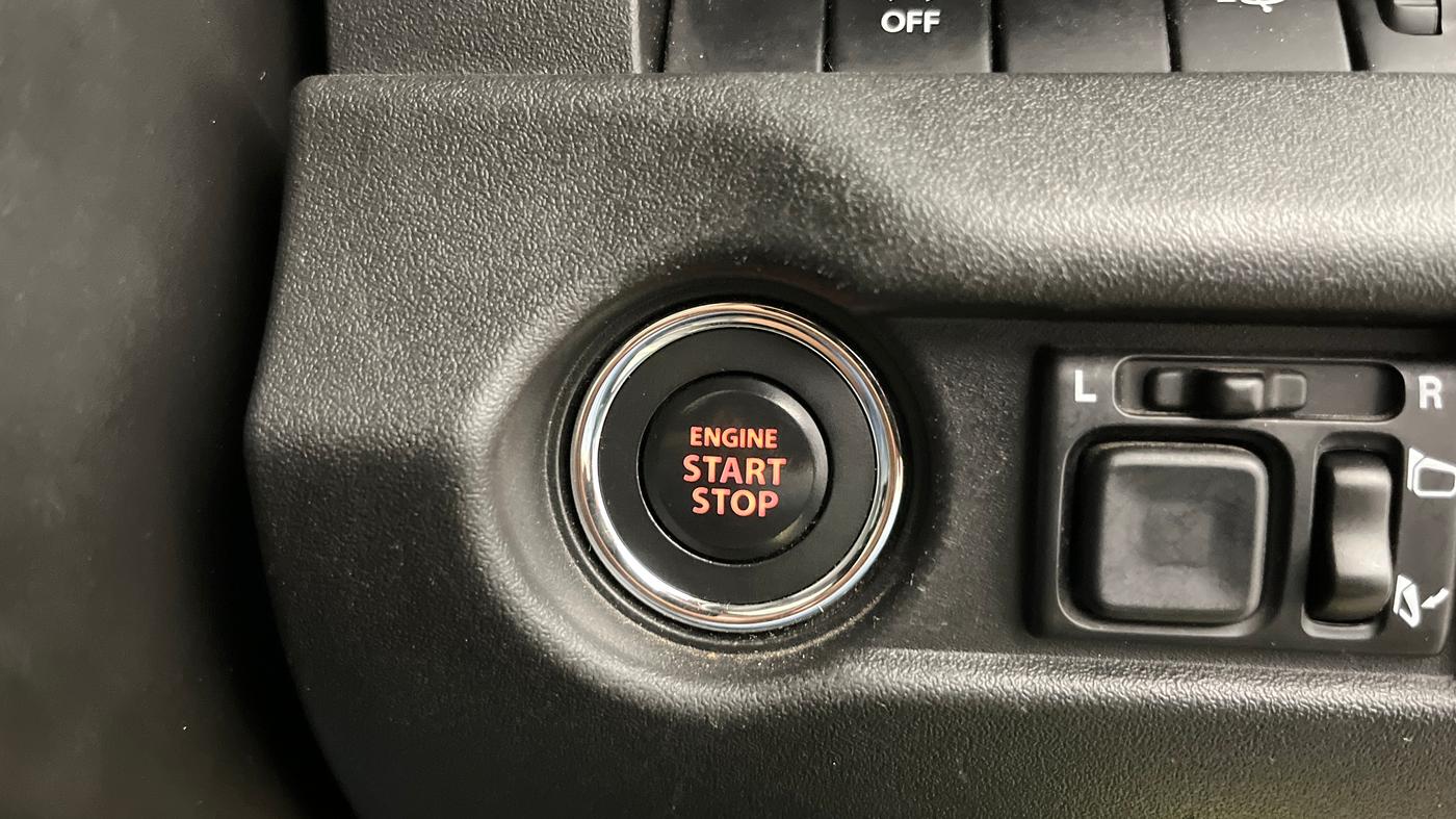 2023 Maruti JIMNY ALPHA ALL GRIP PRO AT DUAL TONE, Petrol, Automatic, 37,383 km, Keyless Start/ Stop Button