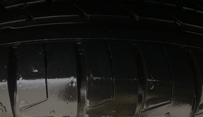 2015 Ford Ecosport TITANIUM 1.5L PETROL AT, Petrol, Automatic, 46,999 km, Left Rear Tyre Tread