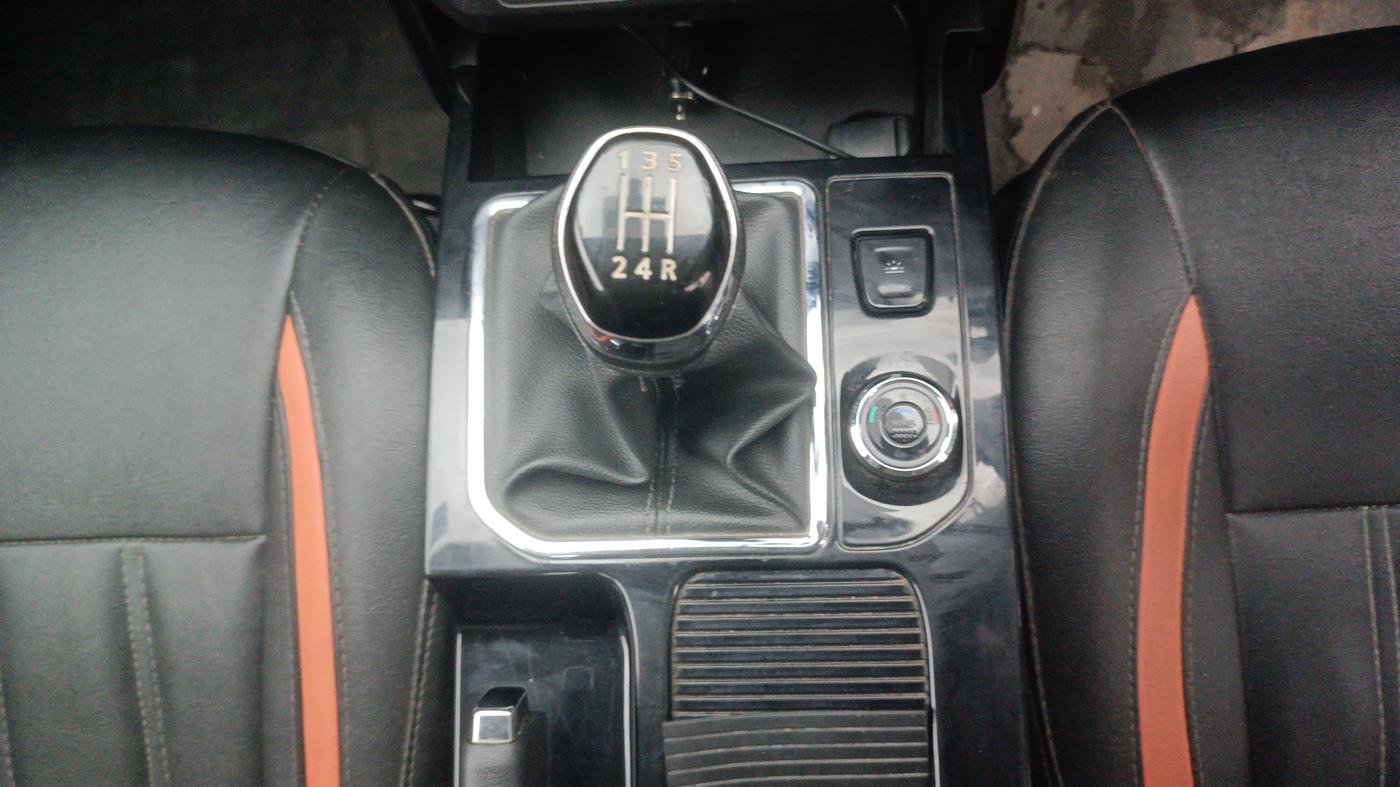 2021 Renault Kiger RXZ TURBO MT, Petrol, Manual, 46,344 km, Gear Lever