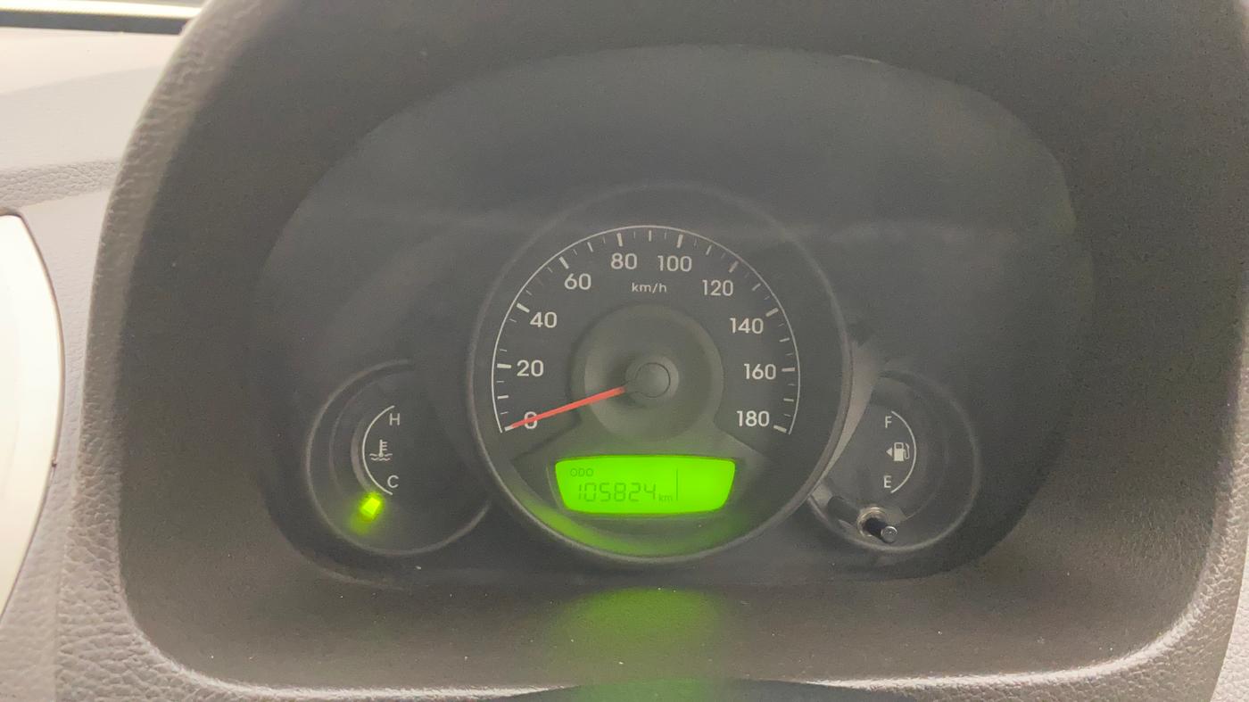 2018 Hyundai Eon ERA +, Petrol, Manual, 1,05,940 km, Odometer Image