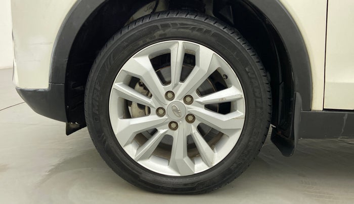 2020 Mahindra XUV300 W8 PETROL MT, Petrol, Manual, 17,848 km, Left Front Wheel