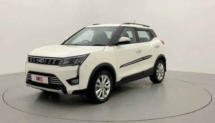 2020 Mahindra XUV300 W8 PETROL MT, Petrol, Manual, 17,848 km, Left Front Diagonal