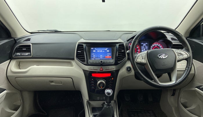 2020 Mahindra XUV300 W8 PETROL MT, Petrol, Manual, 17,848 km, Dashboard