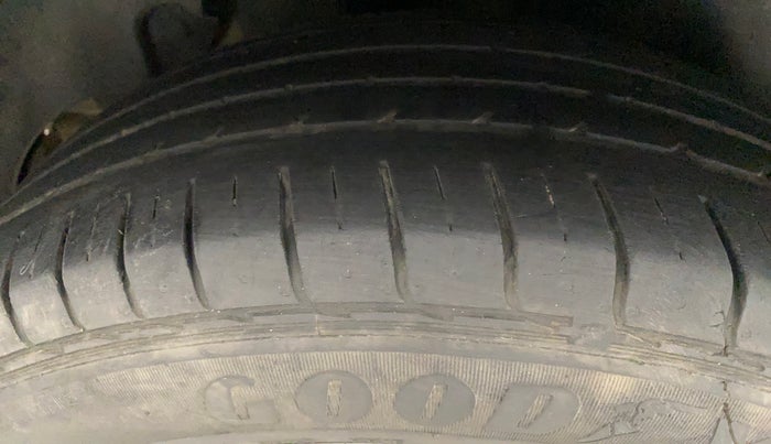 2020 KIA SELTOS HTX 1.5 PETROL, Petrol, Manual, 42,775 km, Right Rear Tyre Tread