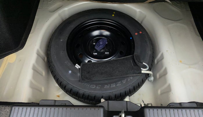 2018 Maruti Dzire VXI, Petrol, Manual, 29,706 km, Spare Tyre
