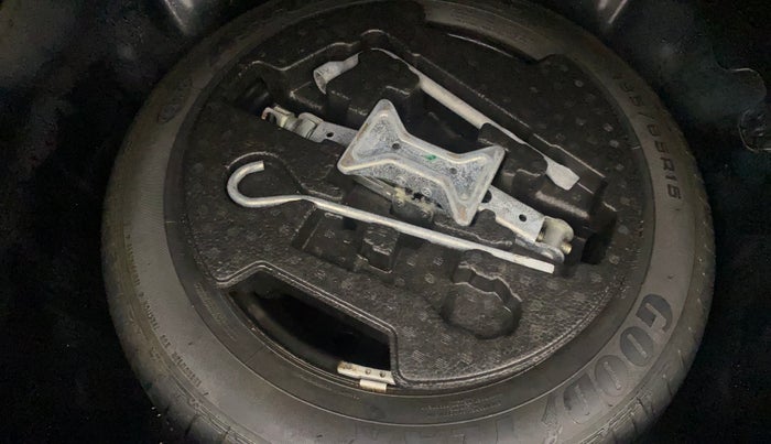 2018 Maruti Ciaz ALPHA  AT 1.5 SHVS PETROL, Petrol, Automatic, 59,584 km, Spare Tyre