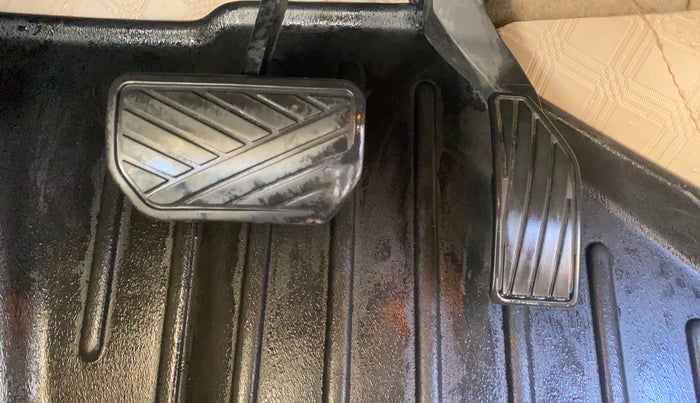 2018 Maruti Ciaz ALPHA  AT 1.5 SHVS PETROL, Petrol, Automatic, 59,584 km, Pedals