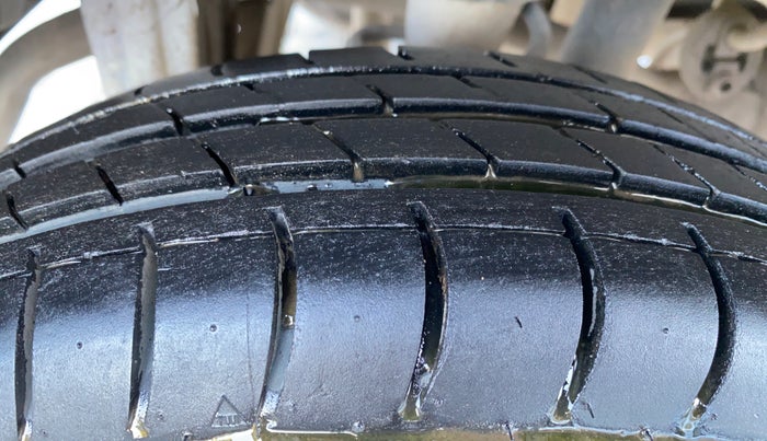 2018 Maruti Alto 800 LXI, Petrol, Manual, 54,561 km, Right Rear Tyre Tread