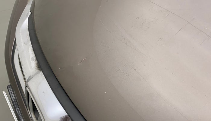 2017 Honda Amaze 1.2L I-VTEC SX, CNG, Manual, 1,16,292 km, Bonnet (hood) - Slightly dented