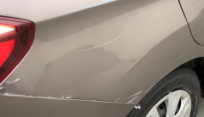 2017 Honda Amaze 1.2L I-VTEC SX, CNG, Manual, 1,16,292 km, Right quarter panel - Slightly dented