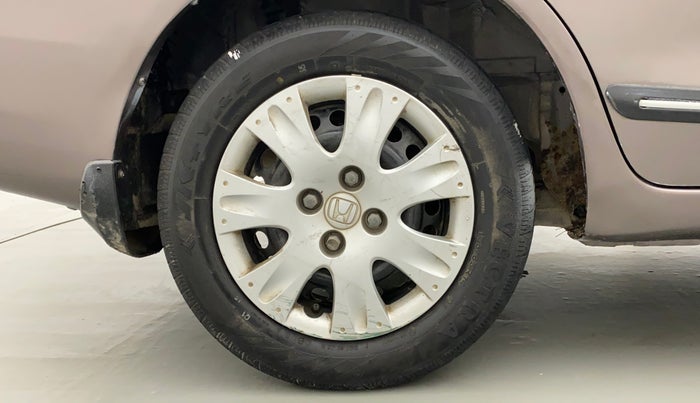 2017 Honda Amaze 1.2L I-VTEC SX, CNG, Manual, 1,16,292 km, Right Rear Wheel